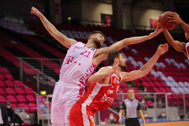 顿维拉的比 顿维拉的比