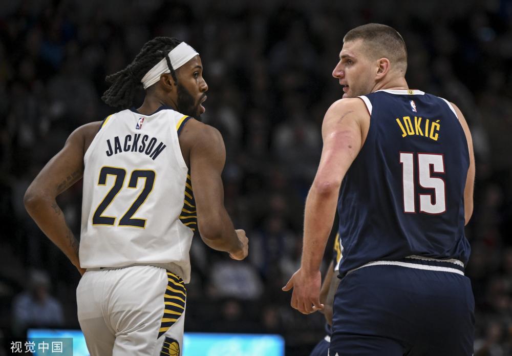 周琦作为中 周琦作为中