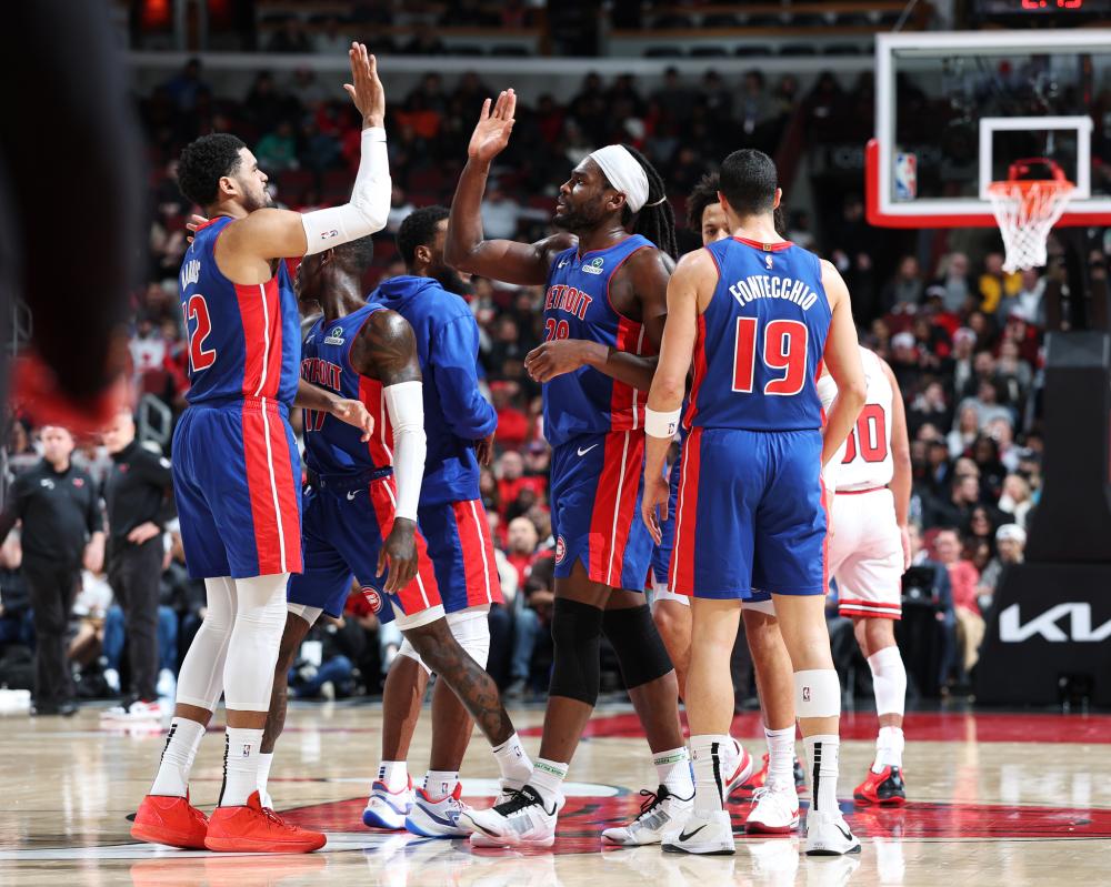 他虽然不属 他虽然不属